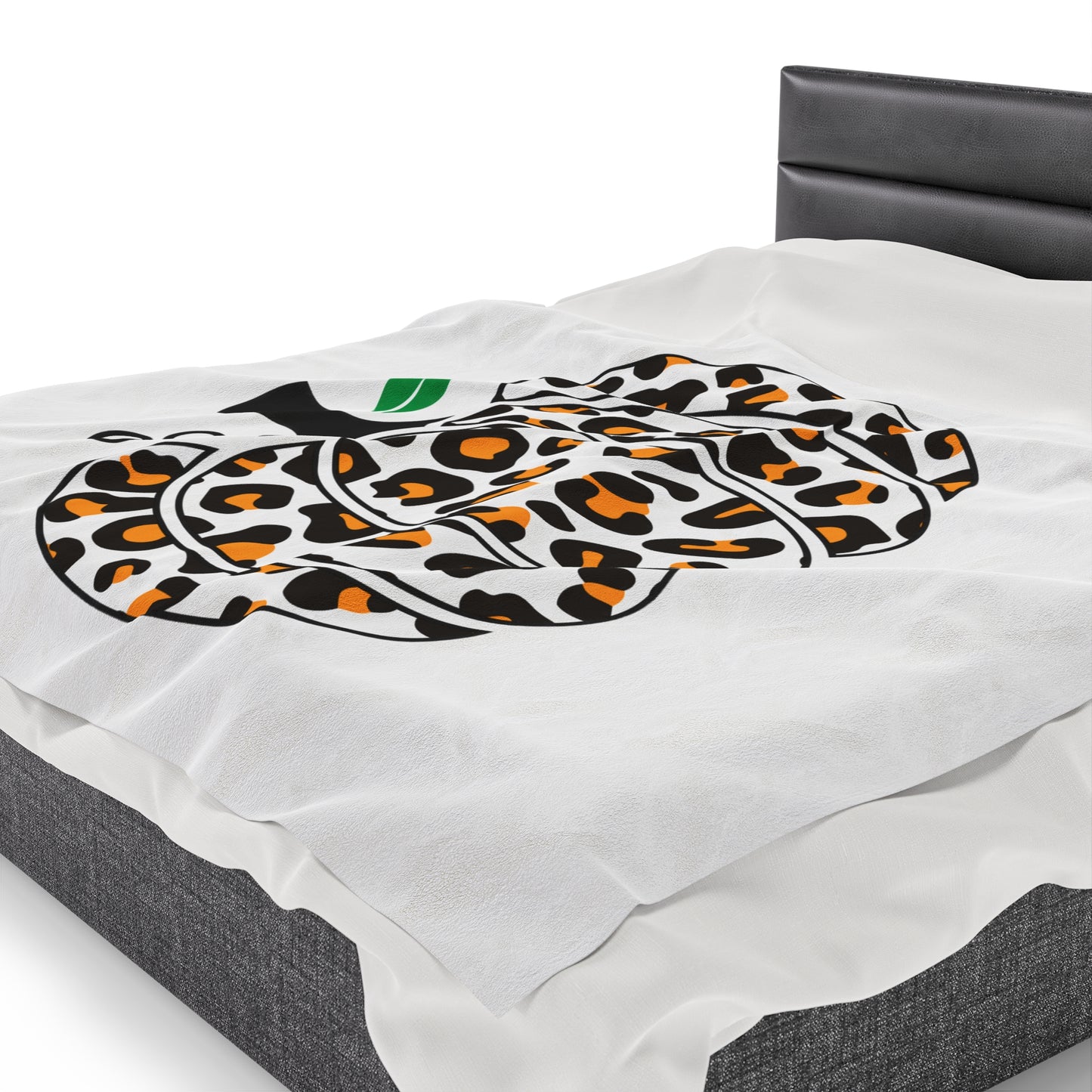 Fall Leopard Print Pumpkin Velveteen Plush Blanket